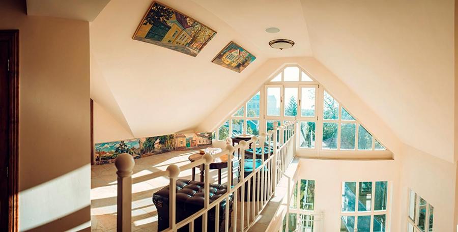 Boutique Hotel Villa P Oujhorod Extérieur photo